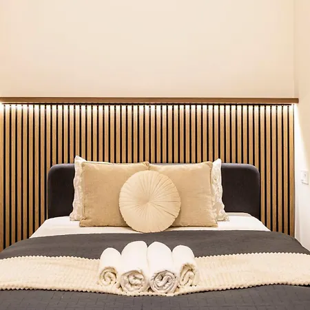 Deluxe Izabella Center With 4bedrm, 3bathrm Budapešť
